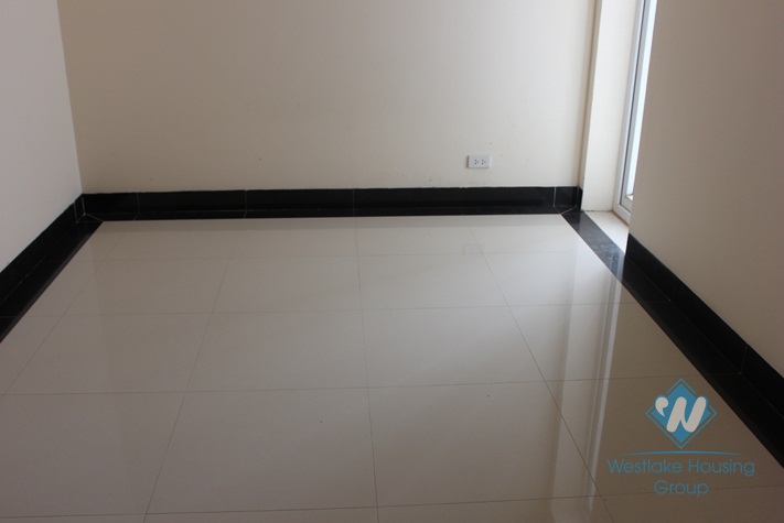 6-floor house for rent in Au Co Street